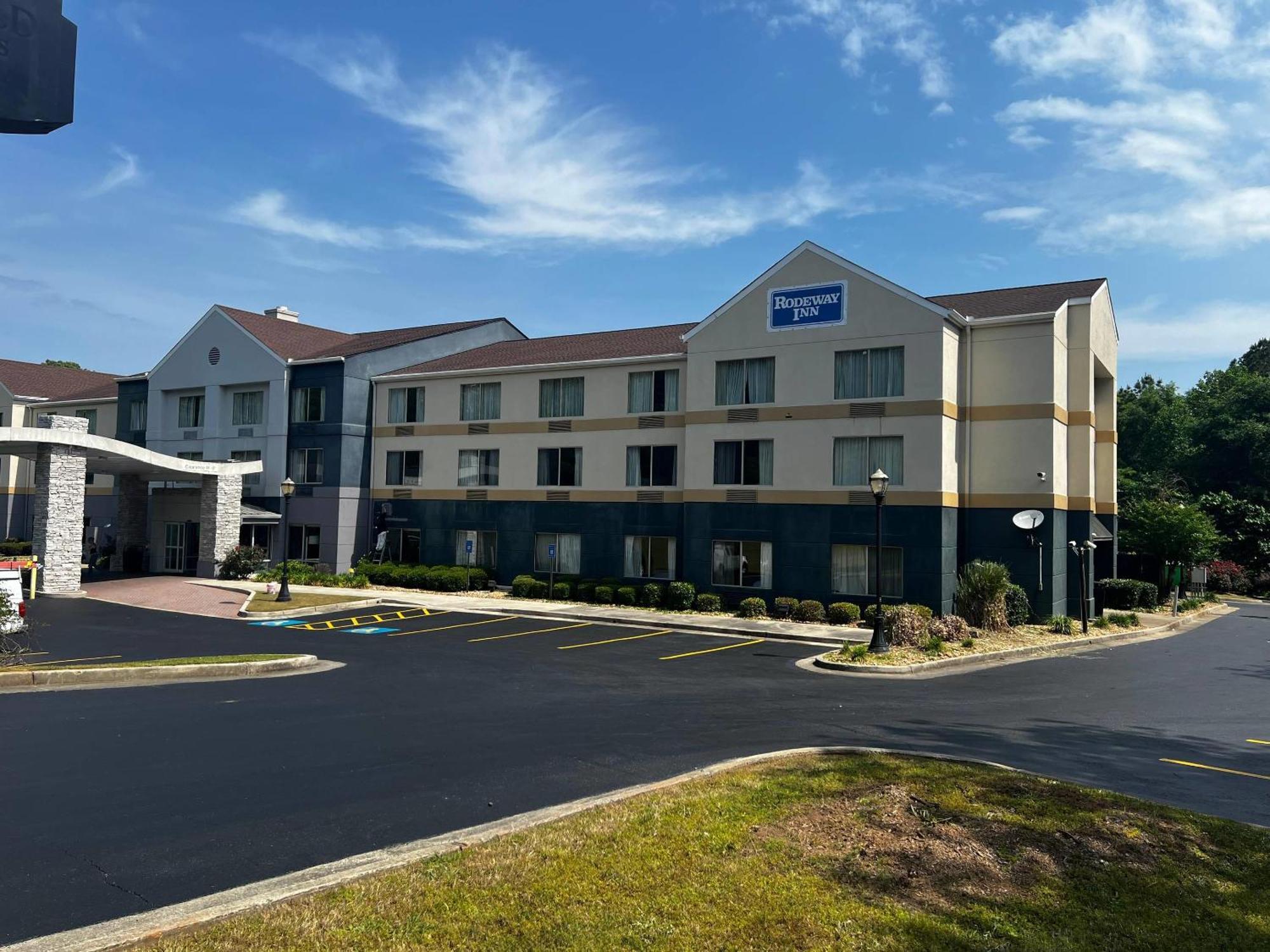 מאקון Rodeway Inn מראה חיצוני תמונה